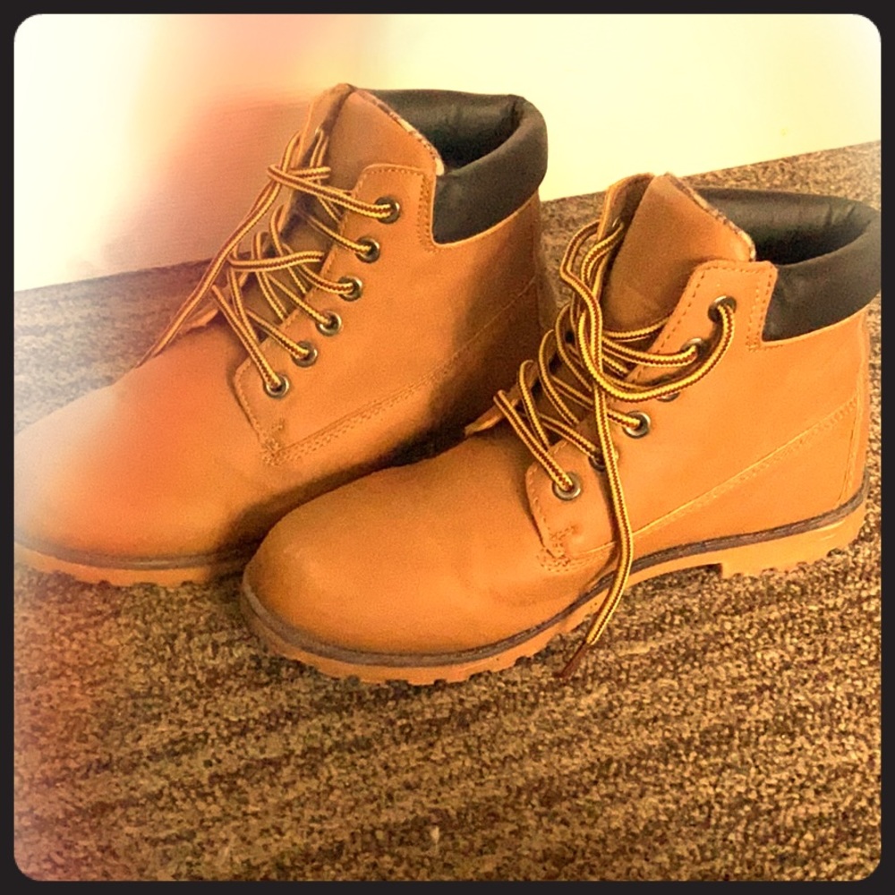 Wet Seal Booties